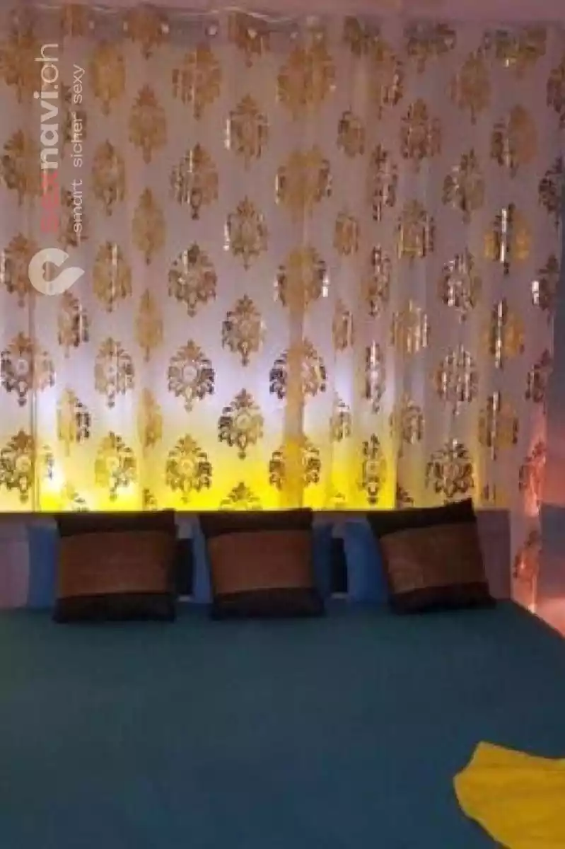 Salon Geneva Girls V Salon Geneva Girls V Genève / Genf