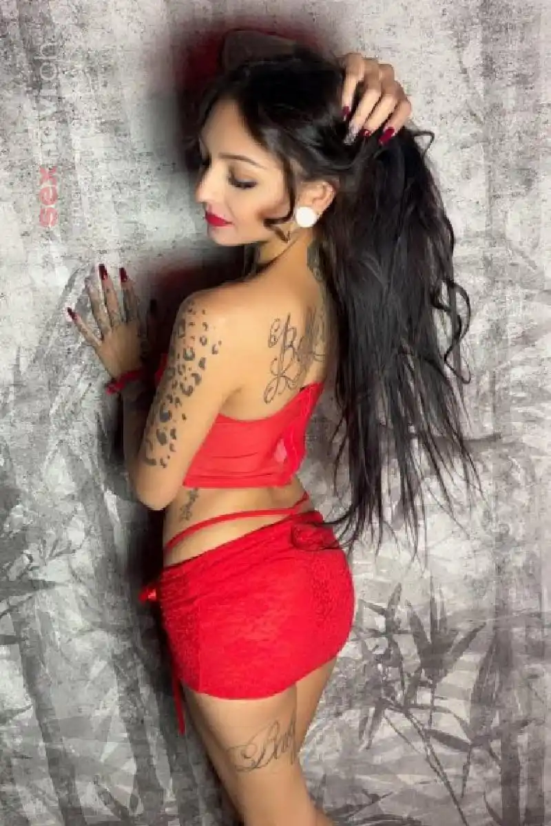 KETRIN Mega-heisser TEENIE... Basel, Basel, Schweiz