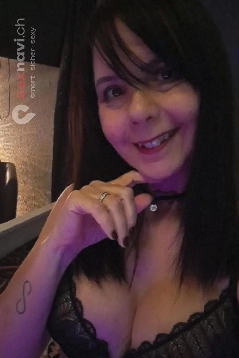 Francesca MILF Geile MILF 💗 Zug, Schweiz, Ebikon, Luzern , Schwyz