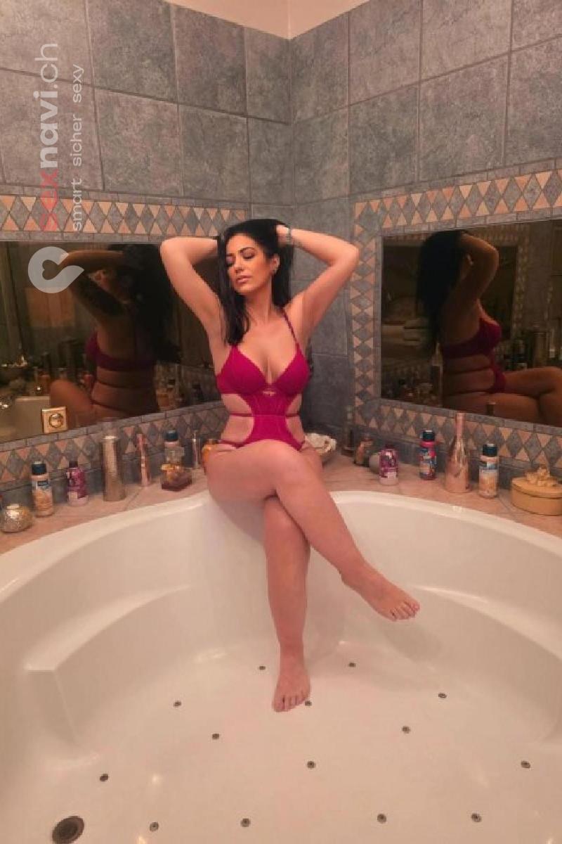 Jenny milf H&uuml;bsche xxx milf St.Gallen, &Ouml;sterreich, Thurgau, Schweiz, M&uuml;llheim Dorf