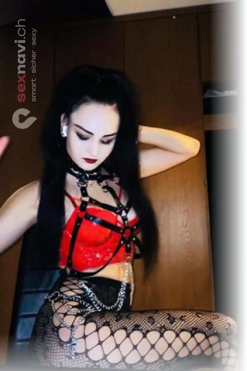 Mistress Anabelle Erfahrene Domina Zug, Buchrain, Aargau, Schweiz, Luzern