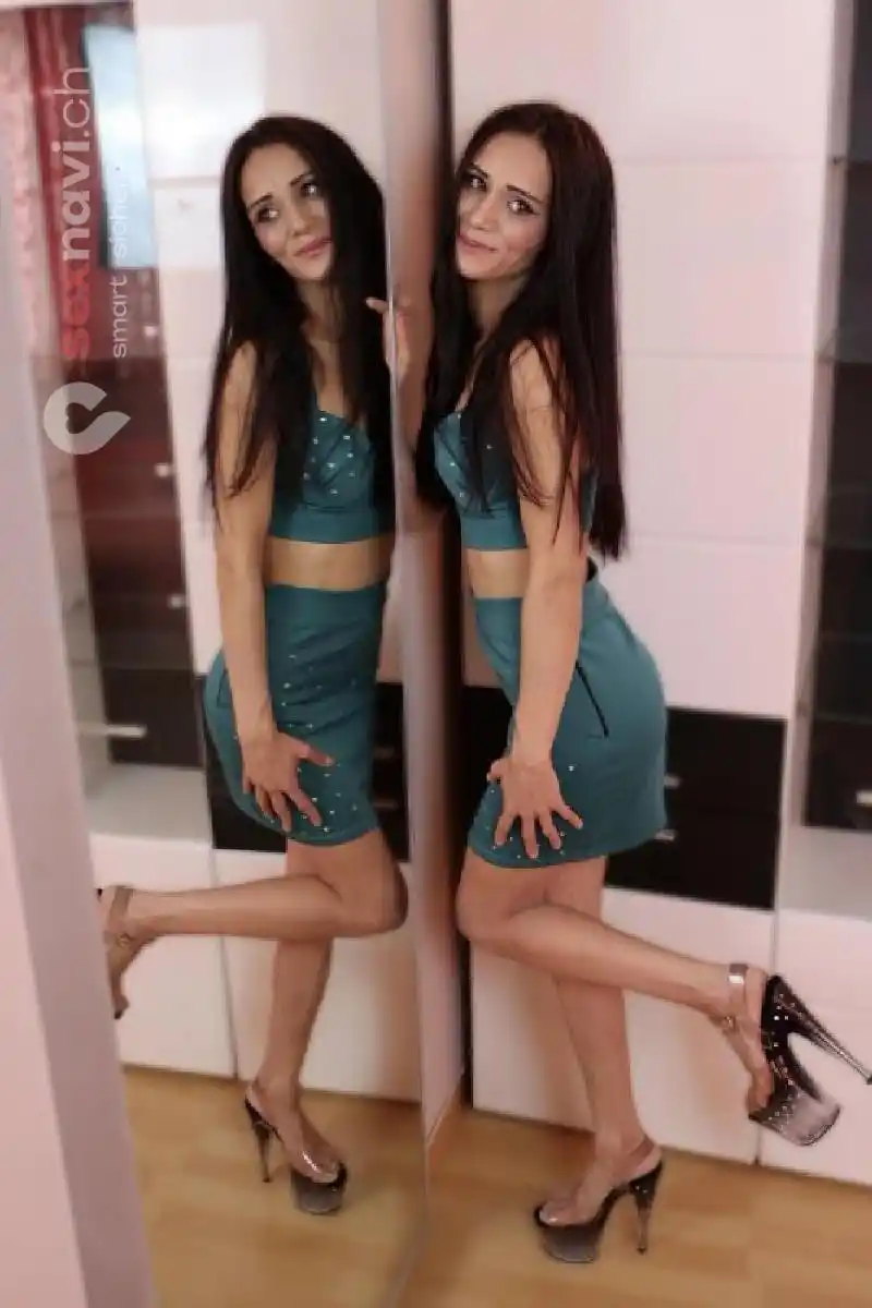 Alessia bis 04.01 xxx h&uuml;bsche skinny Girl St.Gallen, &Ouml;sterreich, Thurgau, Schweiz, M&uuml;llheim Dorf