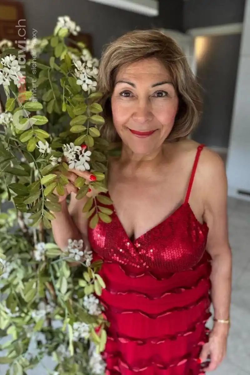 CARMEN OMA Echt verdammt verführerisch Aargau, Zürich Stadt, Schweiz, Kirchdorf AG, Luzern