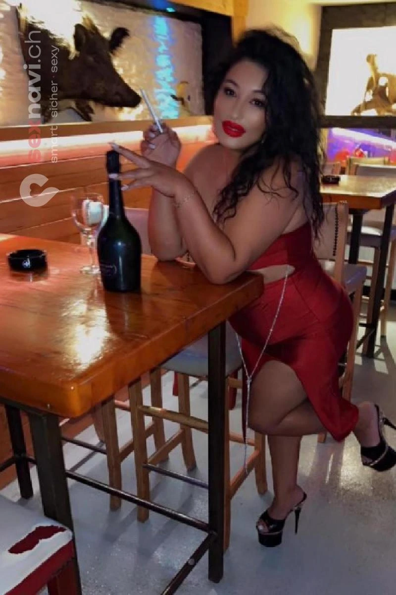 Simina Milf 💢 J&auml;gerbar 💢 Schweiz, Luzern , Seewen SZ, Schwyz