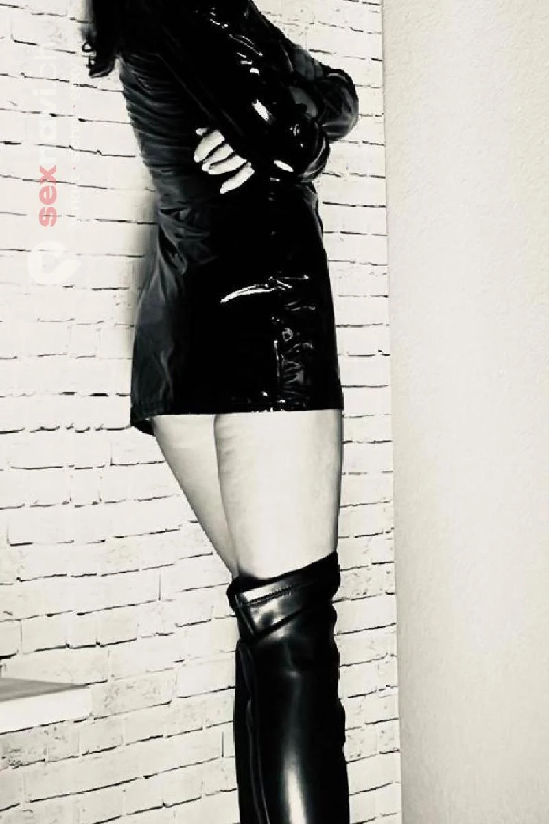 SOFIA-Schweizerin SEXY-MILF - sp&uuml;re meine heis Z&uuml;rich Umgebung, Schaffhausen, Z&uuml;rich Stadt, Schweiz, Thayngen