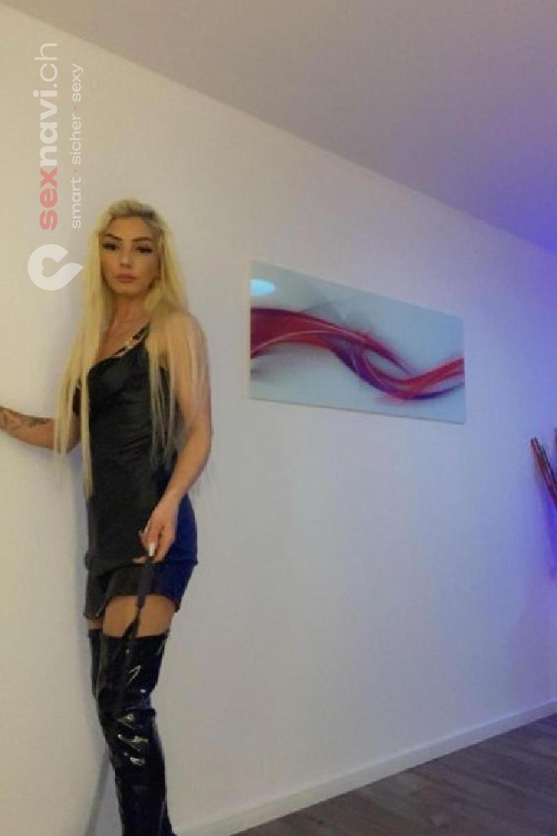 Adelina Anal geiles h&uuml;bsche M&auml;dchen St.Gallen, &Ouml;sterreich, Thurgau, Schweiz, M&uuml;llheim Dorf
