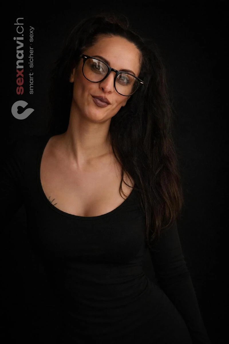 DeeaKISS Behaarte Frau Z&uuml;rich Umgebung, Kloten, Z&uuml;rich Stadt, Schweiz