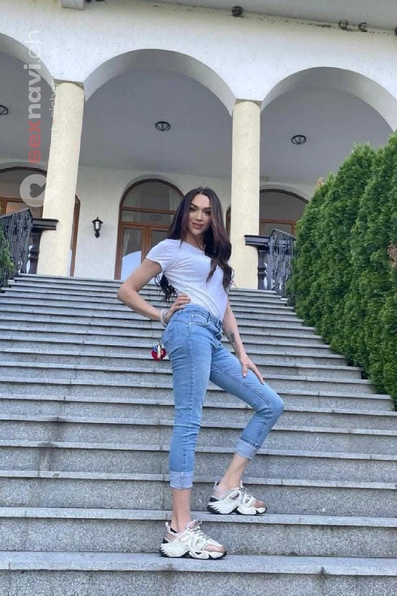 Romina TS luxus TS Party escort Basel, Schweiz