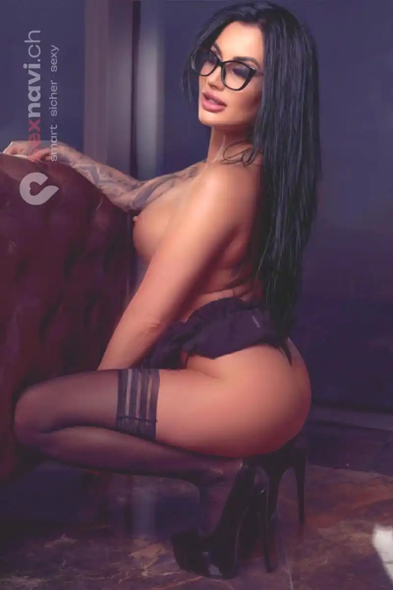 Nicole Schöne Polin privat diskret Zürich Umgebung, Zug, Schweiz, Ebikon, Luzern