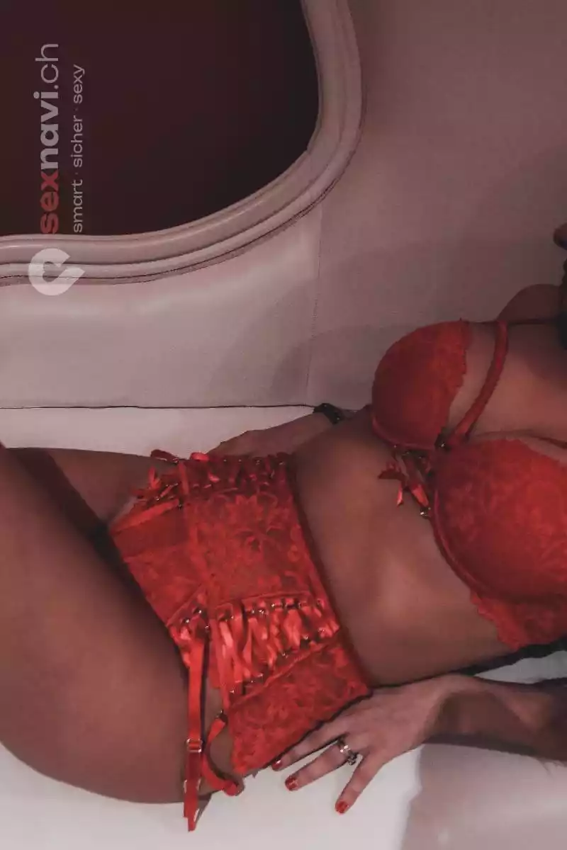 Miruna ICH STEHE AUF ALLES WAS SPAS Zürich Umgebung, Zürich, Zürich Stadt, Schweiz