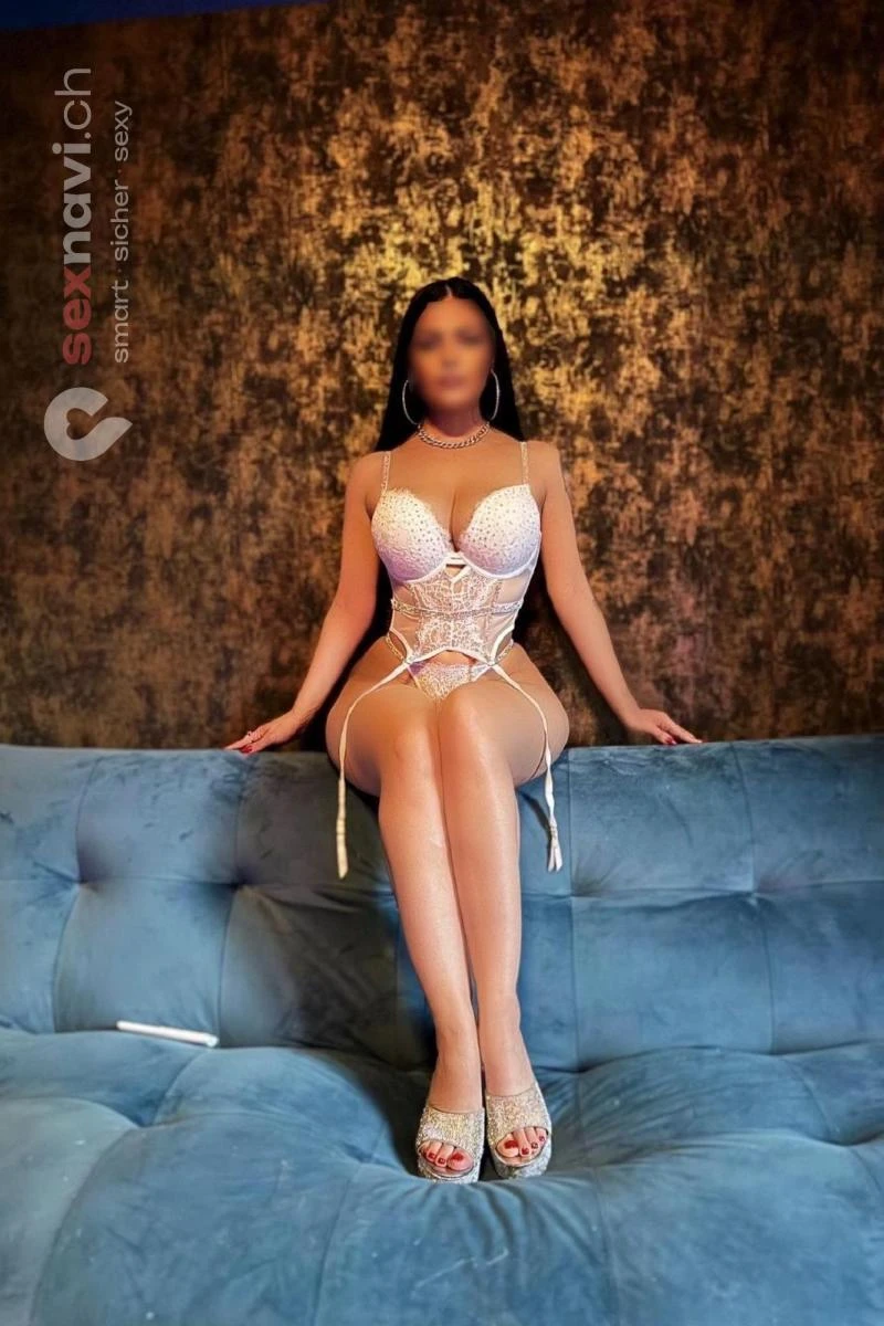 SANDRA BEST IN TOWN Jura, Schweiz, Biel/Bienne - Grenchen, Solothurn, Yverdon-les-Bains