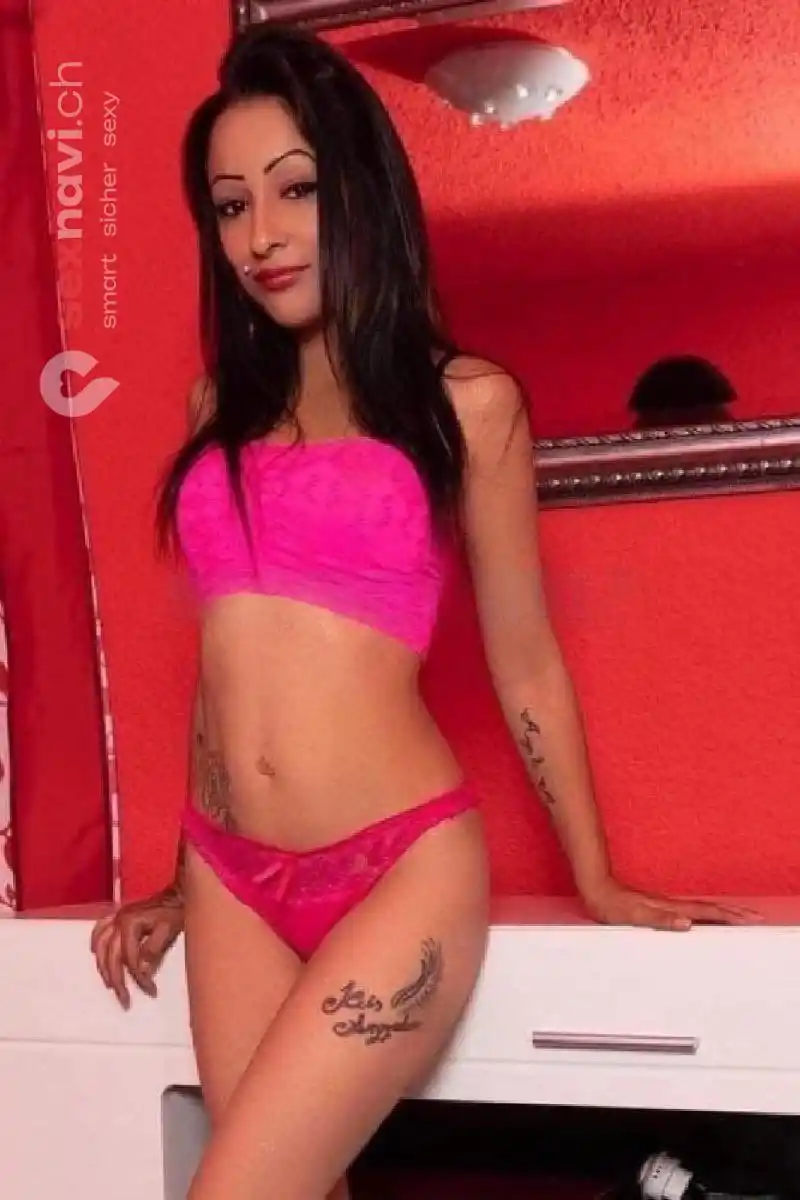 Nikita bis 17.3 xxx Teeny Girl &Ouml;sterreich, St.Gallen, Thurgau, Schweiz, M&uuml;llheim Dorf