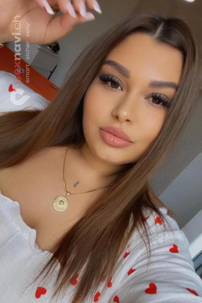 Sarah BBW BBW ANAL SEX COME IN MOUTH Jura, Schweiz, Neuchatel / Neuenburg, La Chaux-de-Fonds, Fribourg / Freiburg