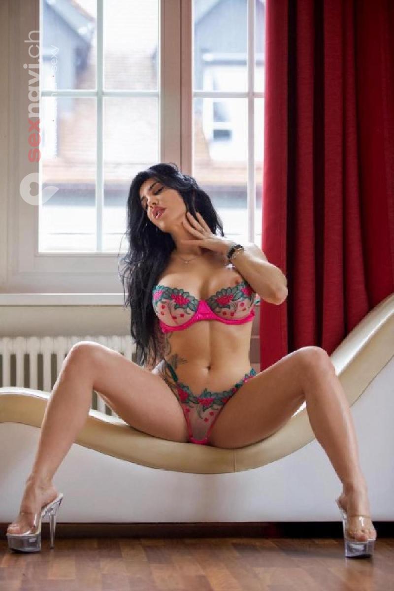 Alma HOT HOT HOT Basel, Basel, Deutschland, Schweiz