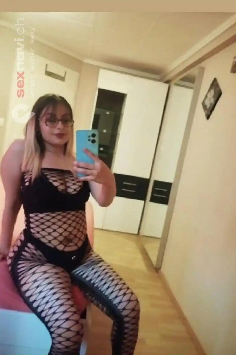 Melody+MUTTERMILCH xxx GIRL VIEL MUTTERMIL St.Gallen, &Ouml;sterreich, Thurgau, Schweiz, M&uuml;llheim Dorf