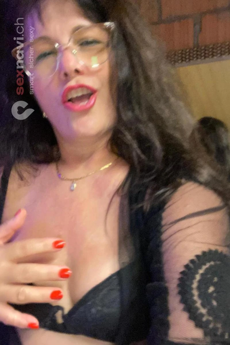 Rosi COUGAR COUGAR NYMHO Waadt, Schweiz, Neuchatel / Neuenburg, La Chaux-de-Fonds, Fribourg / Freiburg