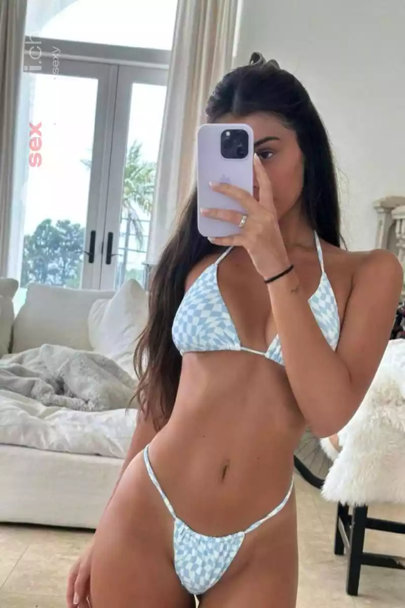 Selina Dauergeil (aus Deutschland Basel, Basel, Aargau, Schweiz, Solothurn