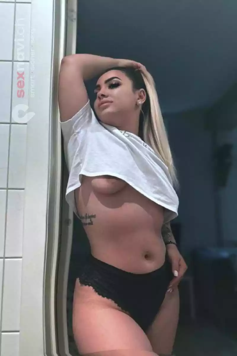 Isabela 💢 💢 Jägerbar 💢 💢 Schweiz, Luzern , Brunnen, Schwyz