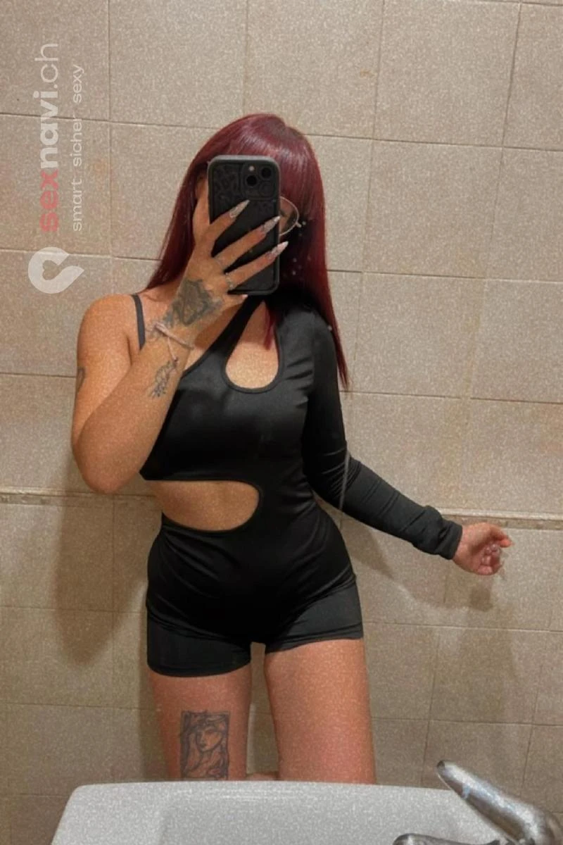 Rose TEEN TEEN COME IN MOUTH Jura, Schweiz, Biel/Bienne - Grenchen, Solothurn, La Chaux-de-Fonds