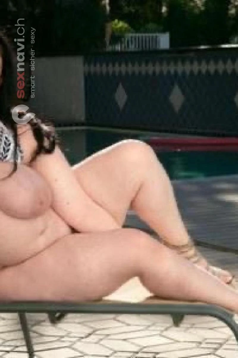 Kelly CHUBBY CHUBBY ANAL SEX Waadt, Schweiz, Neuchatel / Neuenburg, Yverdon-les-Bains, Fribourg / Freiburg