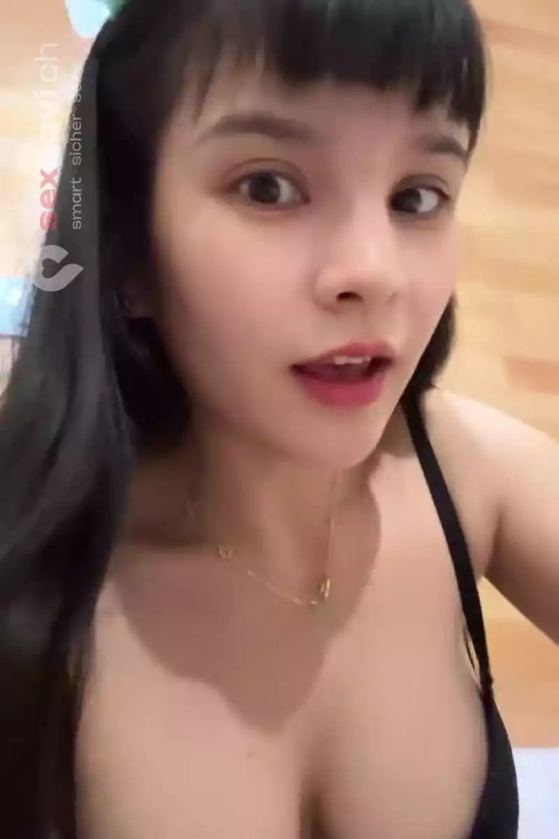 Yomi 💕 Heisses Asian Girl 💕 Handjob Basel, Aargau, Schweiz, Solothurn