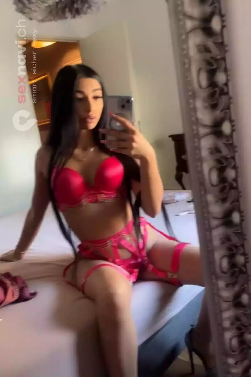 Sofia Heiße Teeny 🔥 Sex in allen Positionen Basel, Luzern, Deutschland, Schweiz