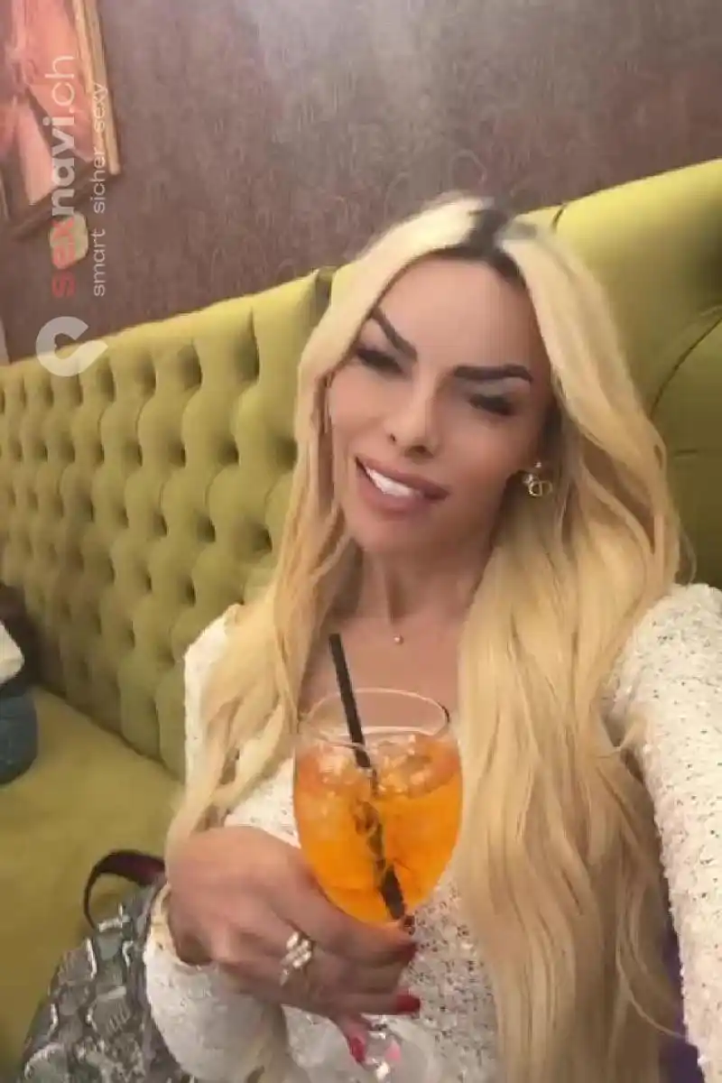 TS Denise TRANS 22CM ACTIVE PASSIVE Dildo Spiele / Toys Waadt, Schweiz, Neuchatel / Neuenburg, Yverdon-les-Bains, Fribourg / Freiburg