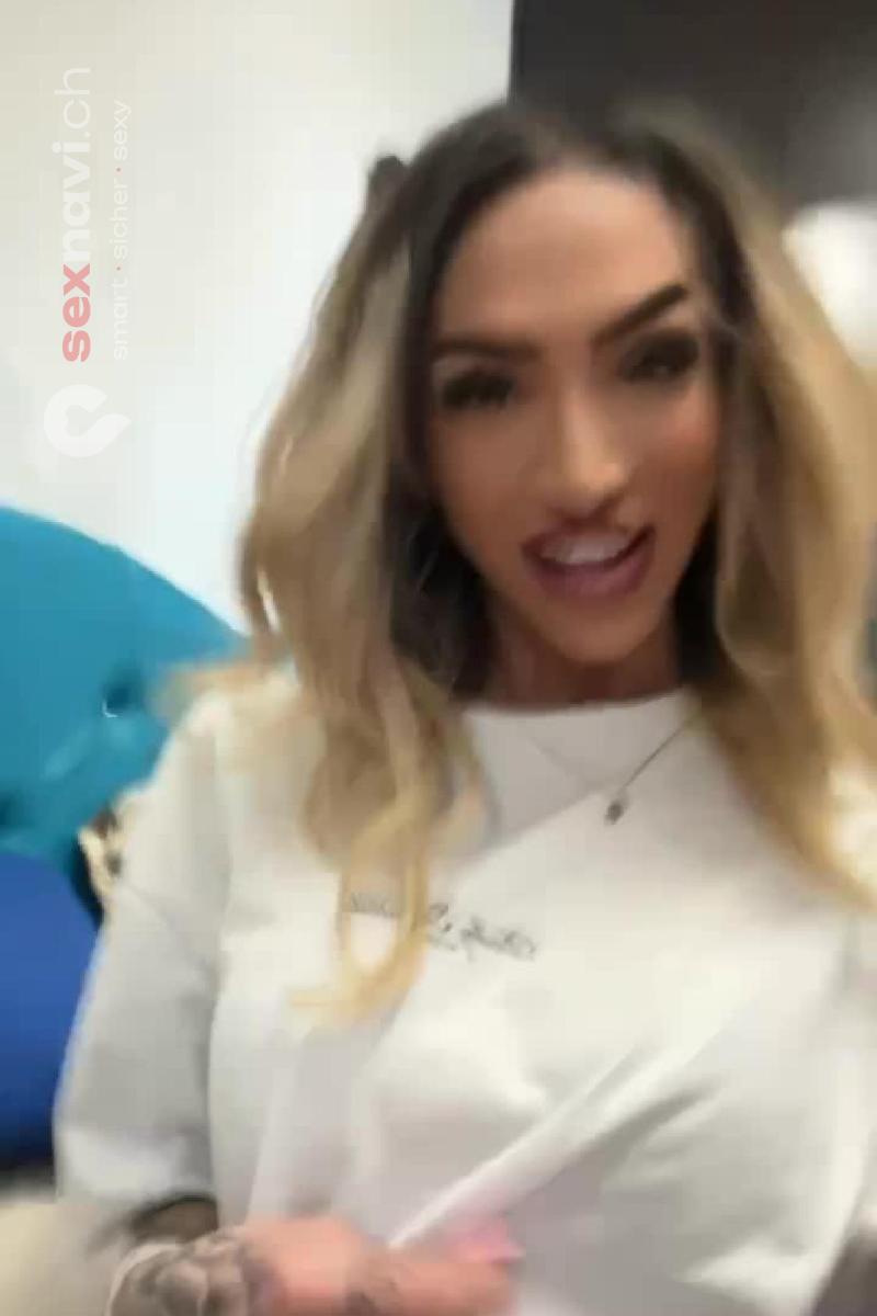 Romina TS luxus TS Party escort Sex in allen Positionen Basel, Schweiz