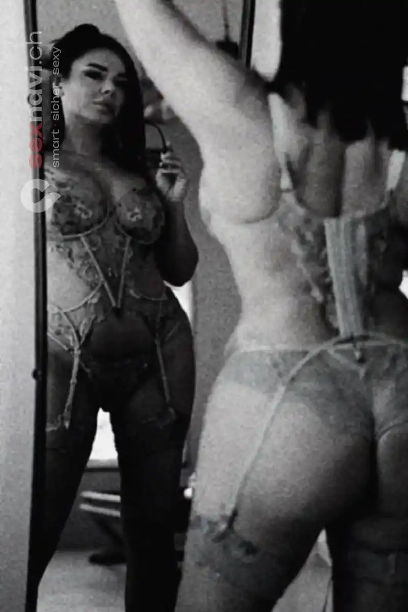 Nikolett Privat und Diskret in Chur Mehrfachspritzer willkommen Graubünden, Schweiz, Bern