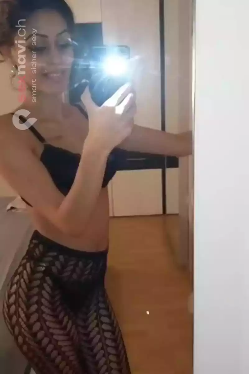 Sandy bis 13.1 Sehr geile xxx Mädchen Reizwäsche St.Gallen, Österreich, Thurgau, Schweiz, Müllheim Dorf